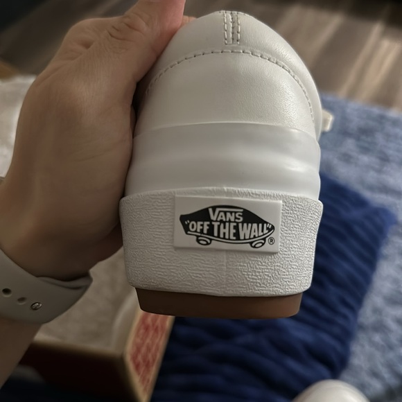 Vans Like New Stacked Era in White Leather Size 8 - Picture 8 of 10